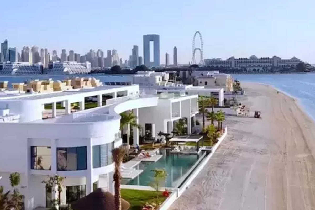 Ambanis Buy Dubai's Most Expensive Home On Palm Jumeirah Beach | Photos