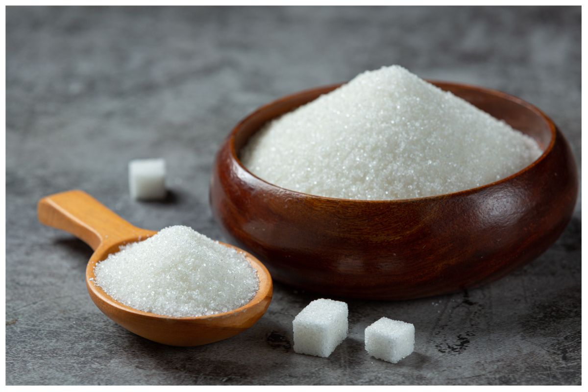 Sugar For Weight Loss| Do You Really Need to Cut Down on Refined Sugar to Lose Weight? Dietician Answers