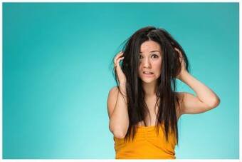 A Complete Guide on How to Combat Frizzy Hair During Monsoon, Tips And  Measures Inside