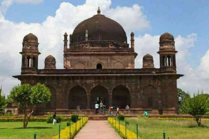 Black Taj Mahal: All You Need to Know About Madhya Pradeshs Kaala Taj