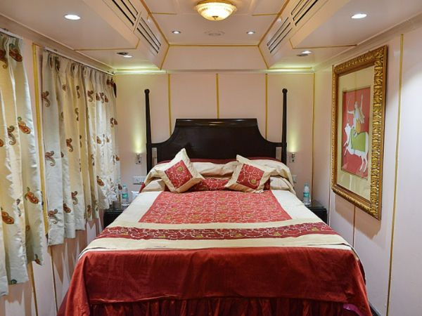 Palace on Wheels