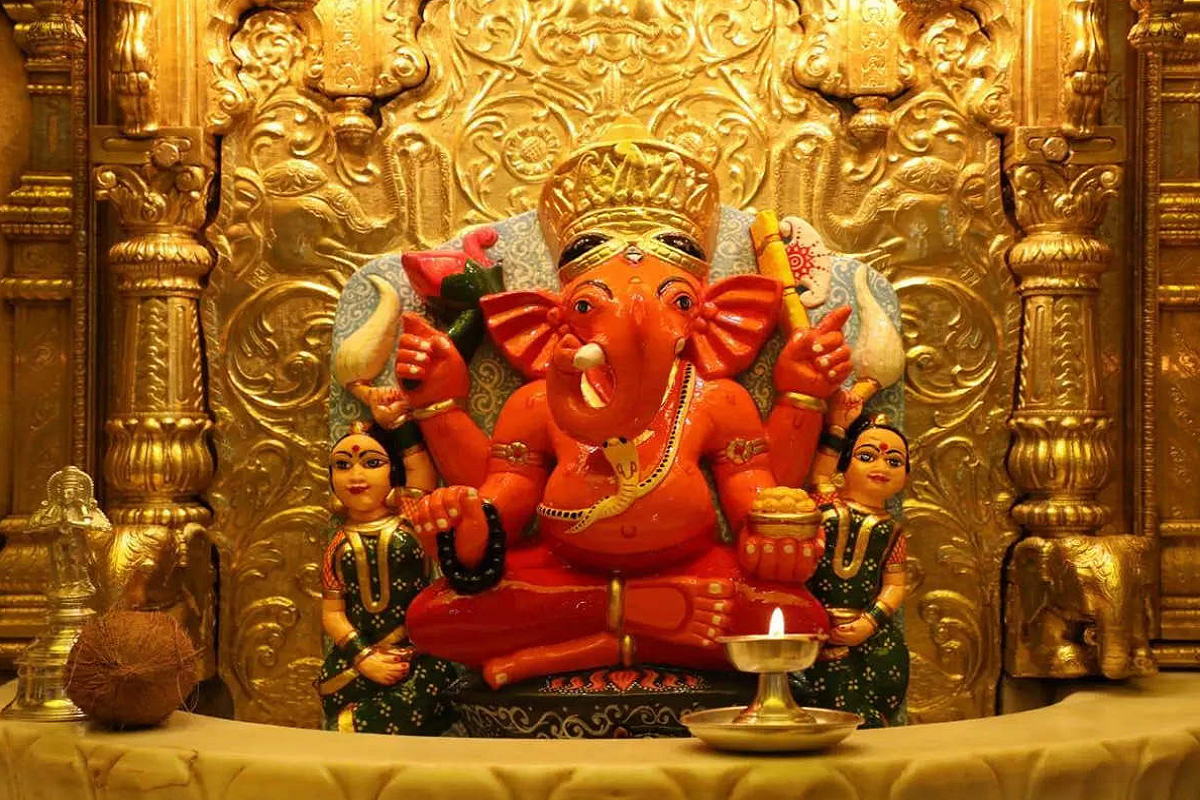 Ganesh Chaturthi Shayari: गणेश जी के भक्तों को सुनाएं ये शायरियां, माहौल को बनाएं खुशहाल