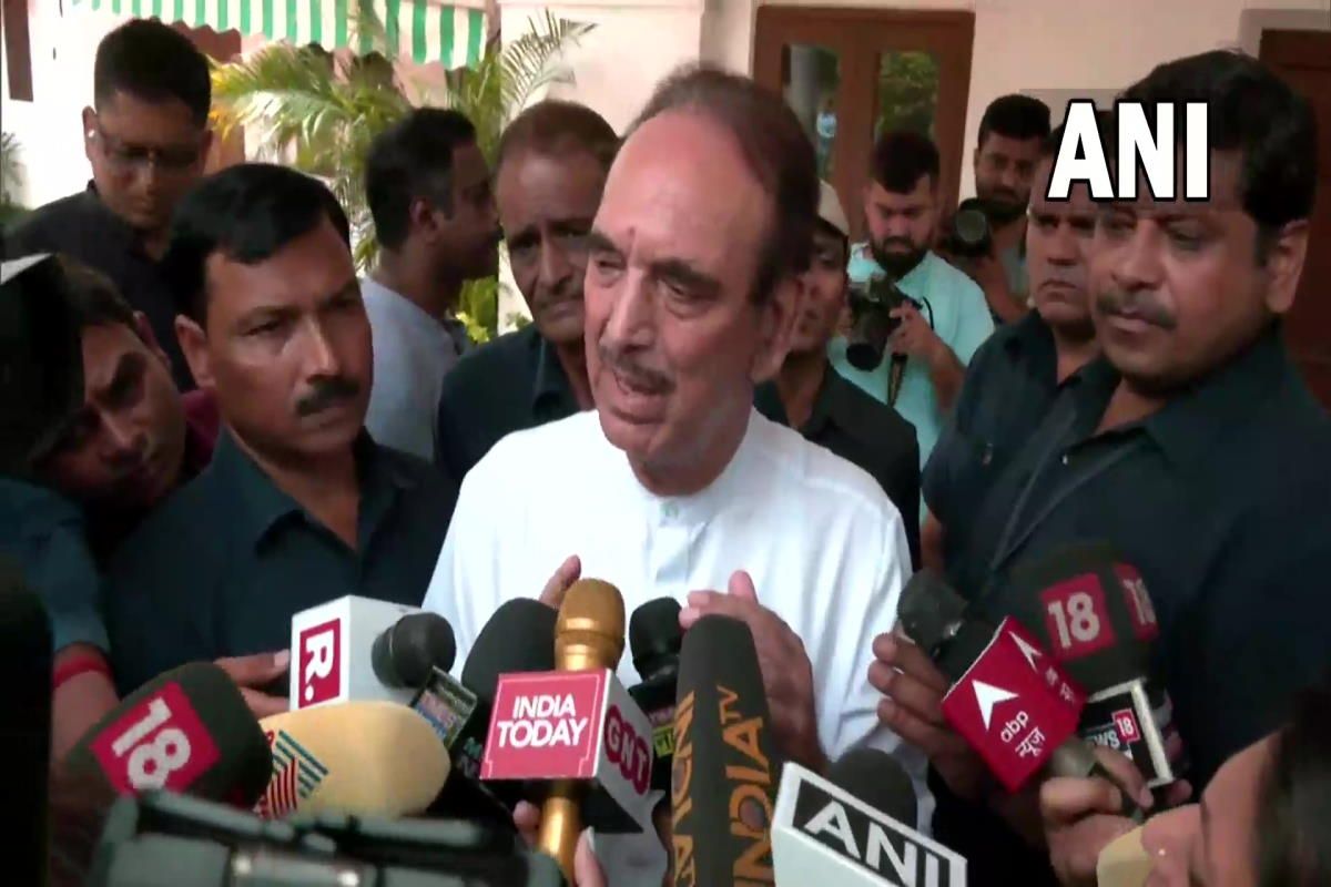 was-forced-to-leave-home-ghulam-nabi-azad