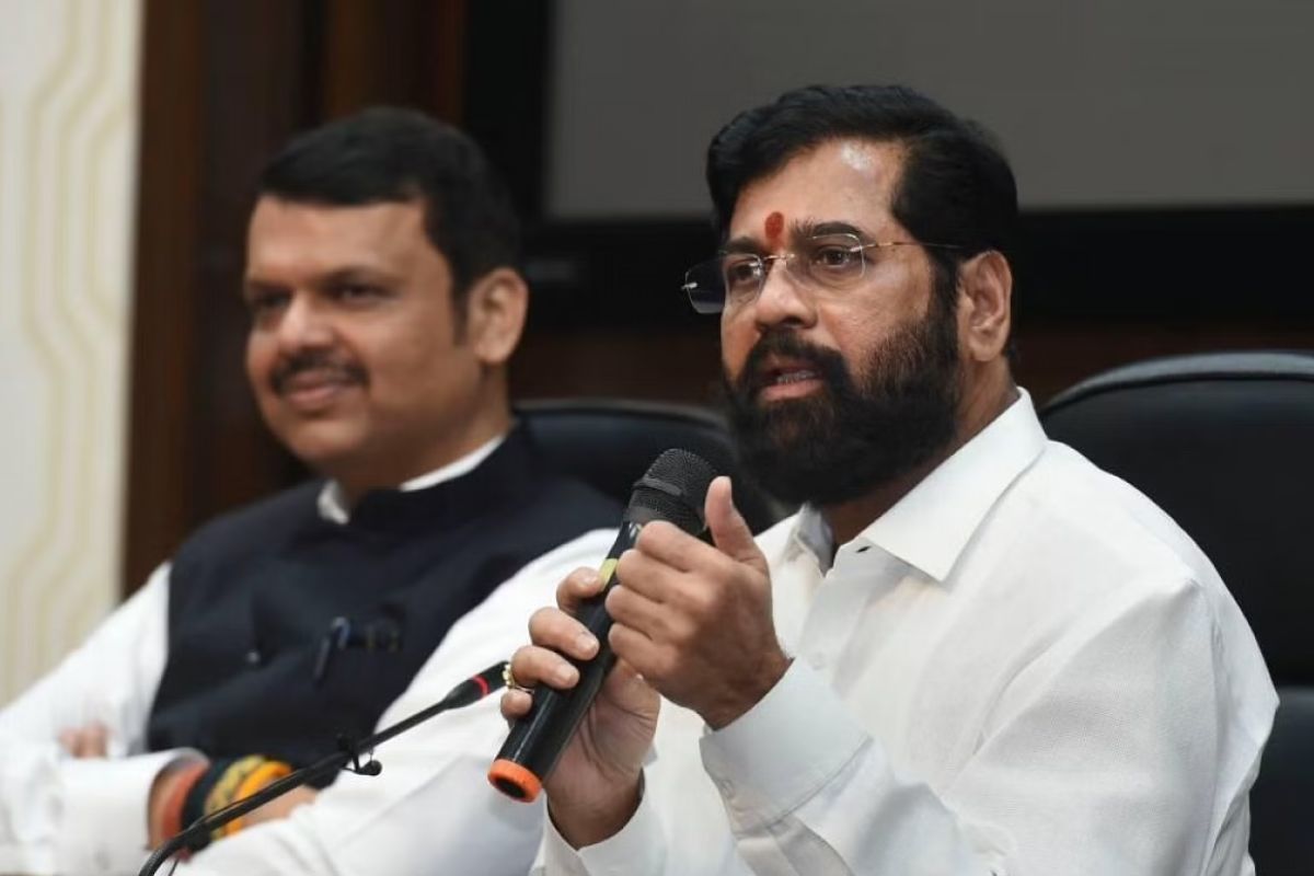 Maharashtra Cabinet : शिंदे सरकारचं खातेवाटप जाहीर! गृह आणि वित्त ...