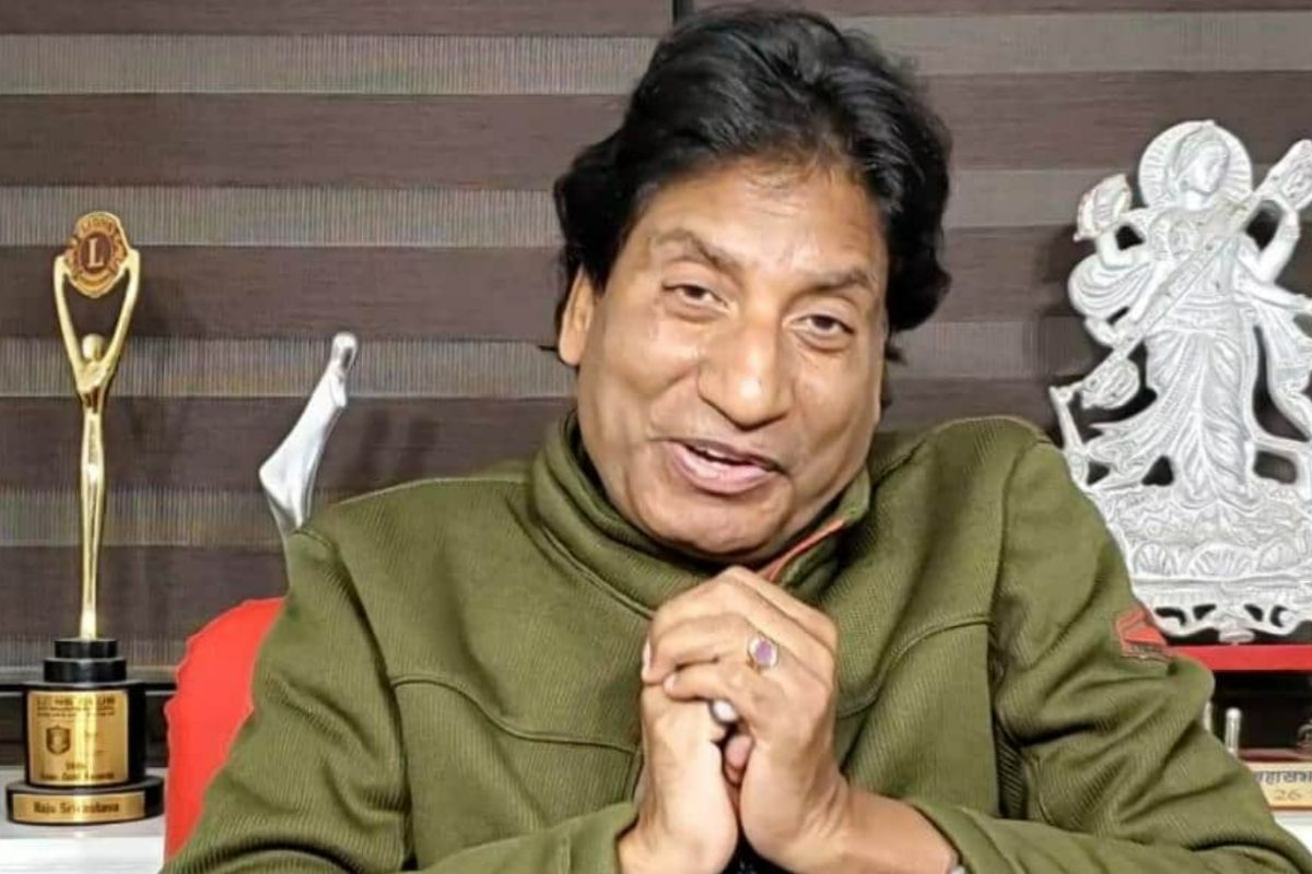 Raju Srivastava Finally Regains Consciousness After 15 Days in ICU | Official Statement