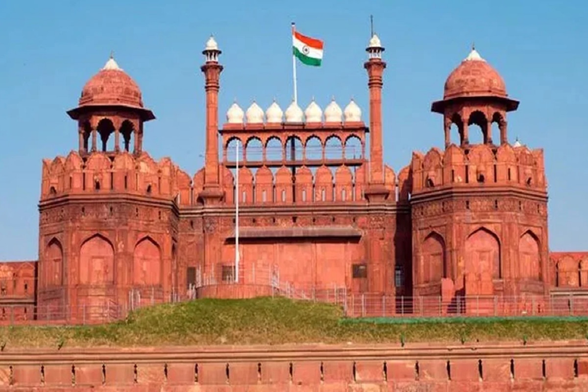 Delhi Police Declares Red Fort Area No Kite Flying Zone Till