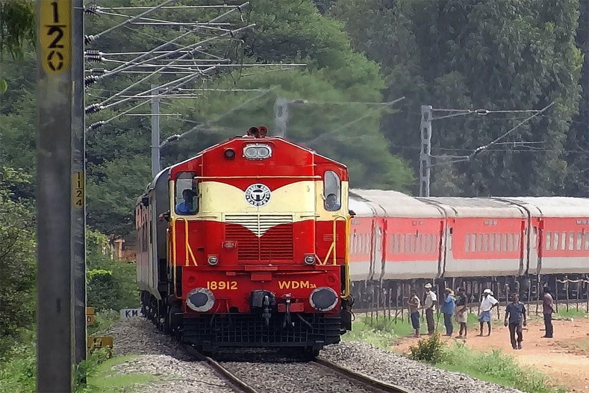 IRCTC Update Over 300 Trains Cancelled By Indian Railways Today Check 