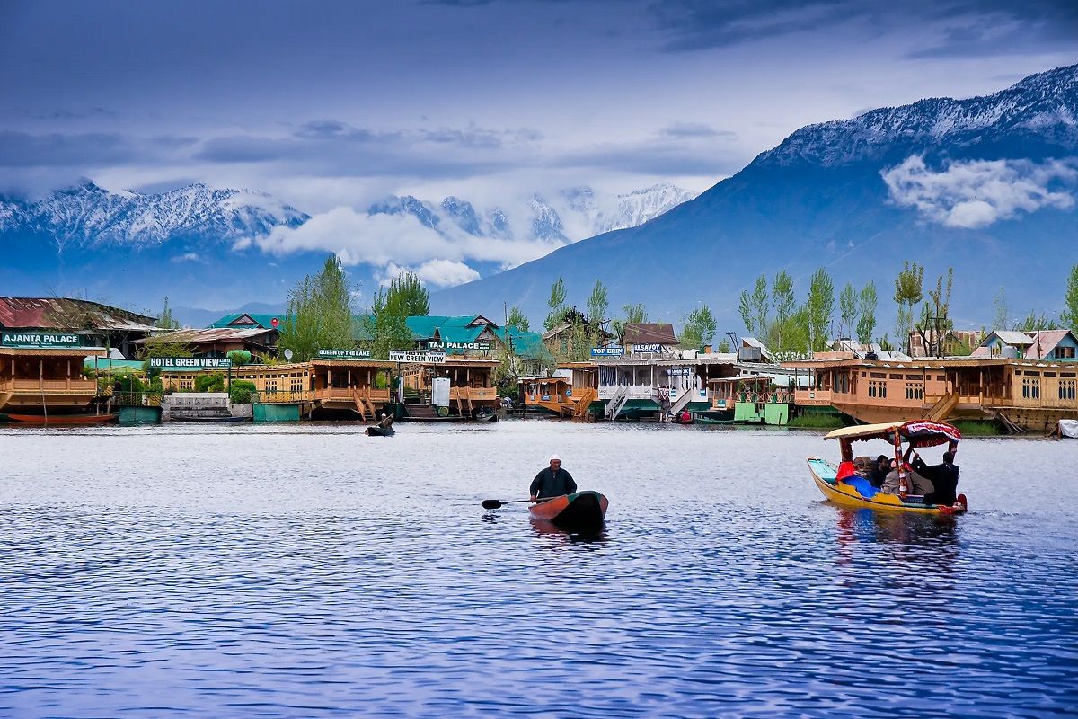 जम्मू-कश्मीर के श्रीनगर में घूमिये ये 3 जगहें, देश ही नहीं बल्कि विदेशों से  भी यहां आते हैं टूरिस्ट
