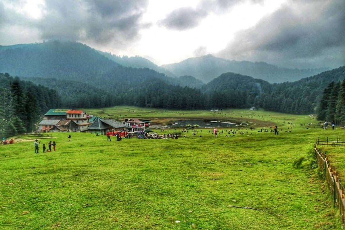 ¿Has explorado la mini Suiza en Himachal?  Es por eso que Khajjiar debería ser tu próxima estación de montaña.