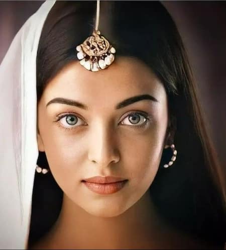 Aishwarya Rai Ki Chudai Wali Film - à¤‡à¤¨ 5 à¤¤à¤¸à¥à¤µà¥€à¤°à¥‹à¤‚ à¤®à¥‡à¤‚ à¤à¤¶à¥à¤µà¤°à¥à¤¯à¤¾ à¤°à¤¾à¤¯ à¤¬à¤šà¥à¤šà¤¨ à¤²à¤—à¥€ à¤¹à¥ˆà¤‚ à¤¸à¤¬à¤¸à¥‡ à¤œà¥à¤¯à¤¾à¤¦à¤¾ à¤–à¥‚à¤¬à¤¸à¥‚à¤°à¤¤, à¤¸à¥à¤‚à¤¦à¤°à¤¤à¤¾  à¤à¤¸à¥€ à¤•à¤¿ à¤¨à¤œà¤°à¥‡à¤‚ à¤¨à¤¹à¥€à¤‚ à¤¹à¤Ÿà¤¾ à¤ªà¤¾