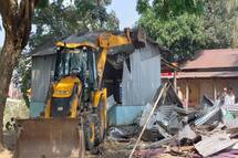Massive Eviction Drive Underway Amid Tight Security In Assam, 299 Families Vacate 330 Acres Land