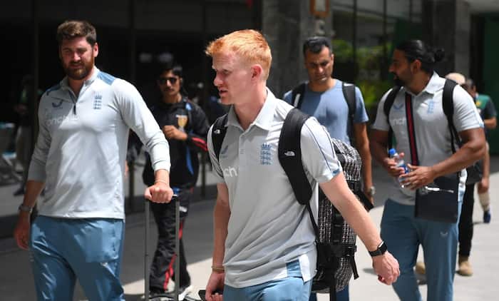 England squad has arrived at the team hotel in Karachi