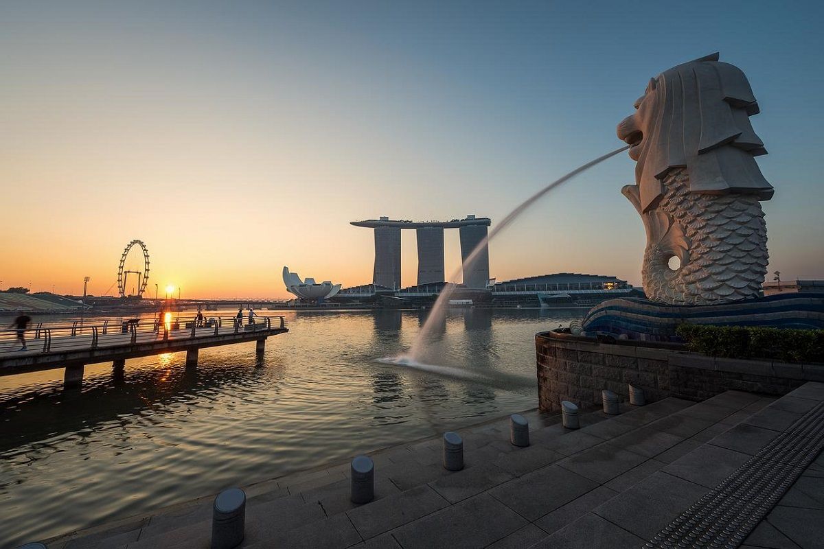 تسعى سنغافورة إلى صانعي الأمطار العالميين لتخفيف تأشيرات العمل طويلة الأجل لإنهاء أزمة المواهب