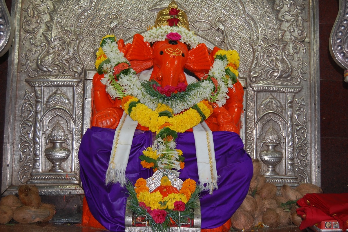 Titwala Ganpati इच्छापूर्ती गणेश म्हणून प्रसिद्ध आहे टिटवाळ्याचा गणपती