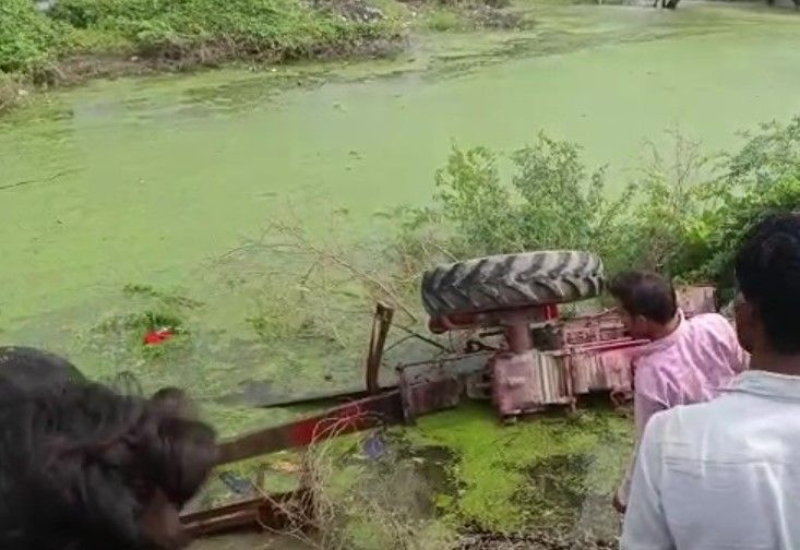 9 Killed, Several Injured as Tractor Trolley Overturns Into Pond in Lucknow