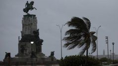 Florida: Hurricane Ian Renders Residents Waiting For Power