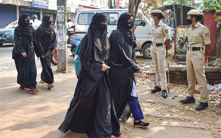 Karnataka Hijab Ban: Supreme Court