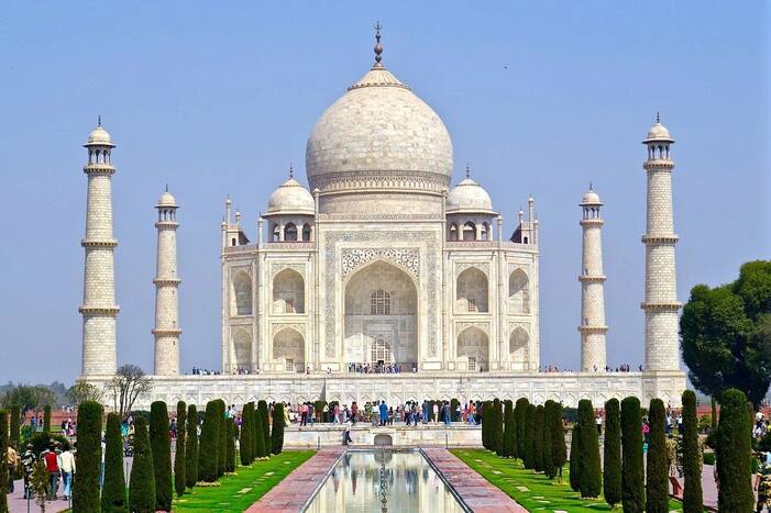 Taj Mahal Gets Notice For Property Tax, Water Bills