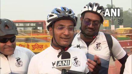 Cyclists in Delhi said the faced irritation in eyes on Saturday morning. (Photo: ANI)