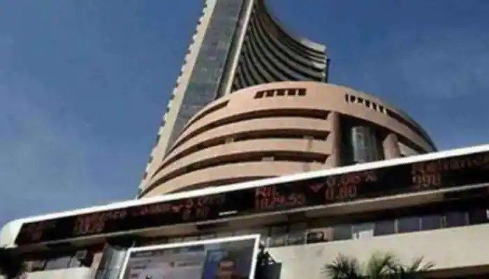 CLOSING BELL: Sensex, Nifty End In Red, Indices Dangle Over 57K, 17K ...