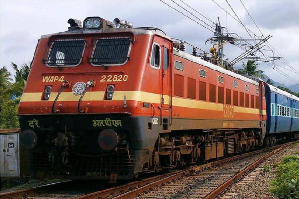 Modi Govt Announces Diwali Bonus for Railway Employees