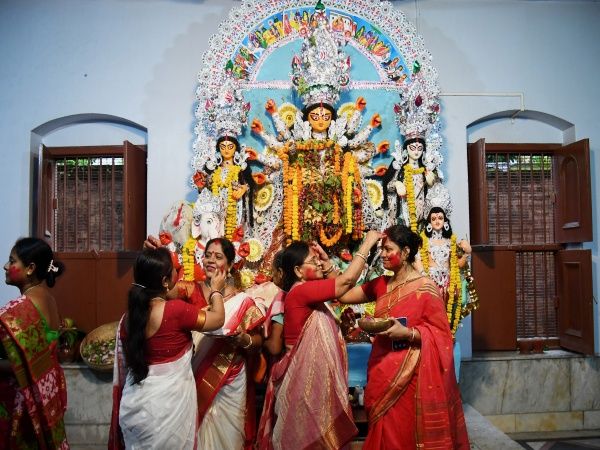 Dussehra 2022, unique dussehara celebrations, places with most unique dassehra celebrations india, dussehra celebrations across india 2022, dussehra celebration 2022, mysuru dussehra 2022, mysore dasara, mysuru dasar 2022, mysuru palace, jambusavari, mysuru jambu savari, Kullu Dussehra 2022, kullu dussehra mela, kullu dussehra festival, kullu dussehra, kullu dussehra 2022 dates, kullu dussehr 2022 celebrations, kullu dussehra dates, kullu dussehra celebration, dhalpur maidaan, PM Modi, narendra modi kullu, proccesion, lord raghunath, rath yatra kullu dussehra, why is kullu dussehra uniuq, what is kullu dussehra