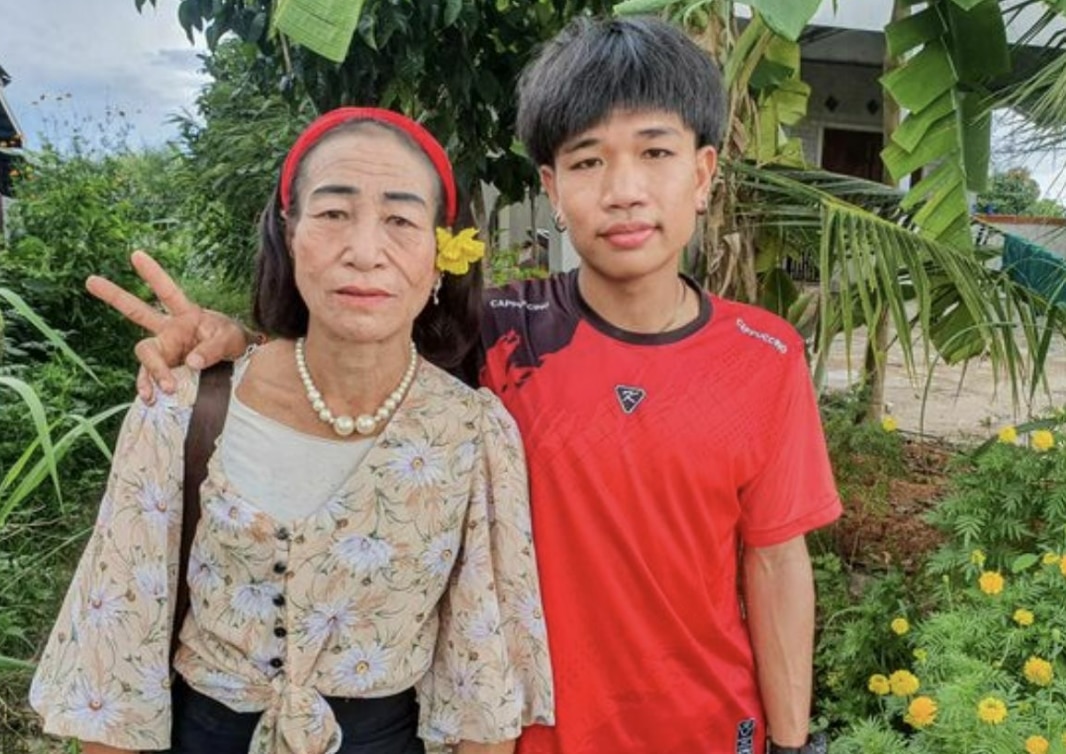 19-Year-Old Thailand Boy Gets Engaged to 56-Year-Old Woman, Sparks  Controversy