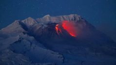 Watch Video: Two Powerful Volcanoes Erupt Simultaneously in Russia’s Far East