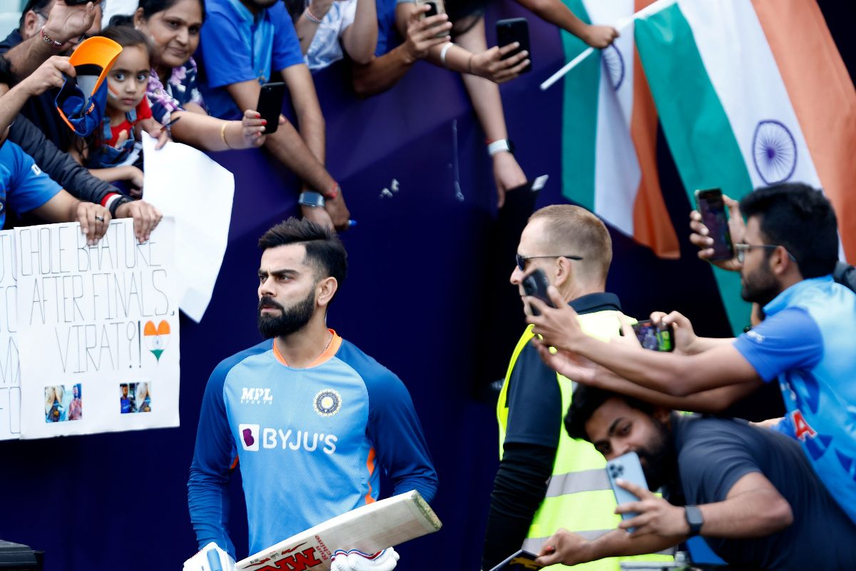 Virat Kohli Gets Emotional After India's T20 World Cup 2022 Semi-Final ...