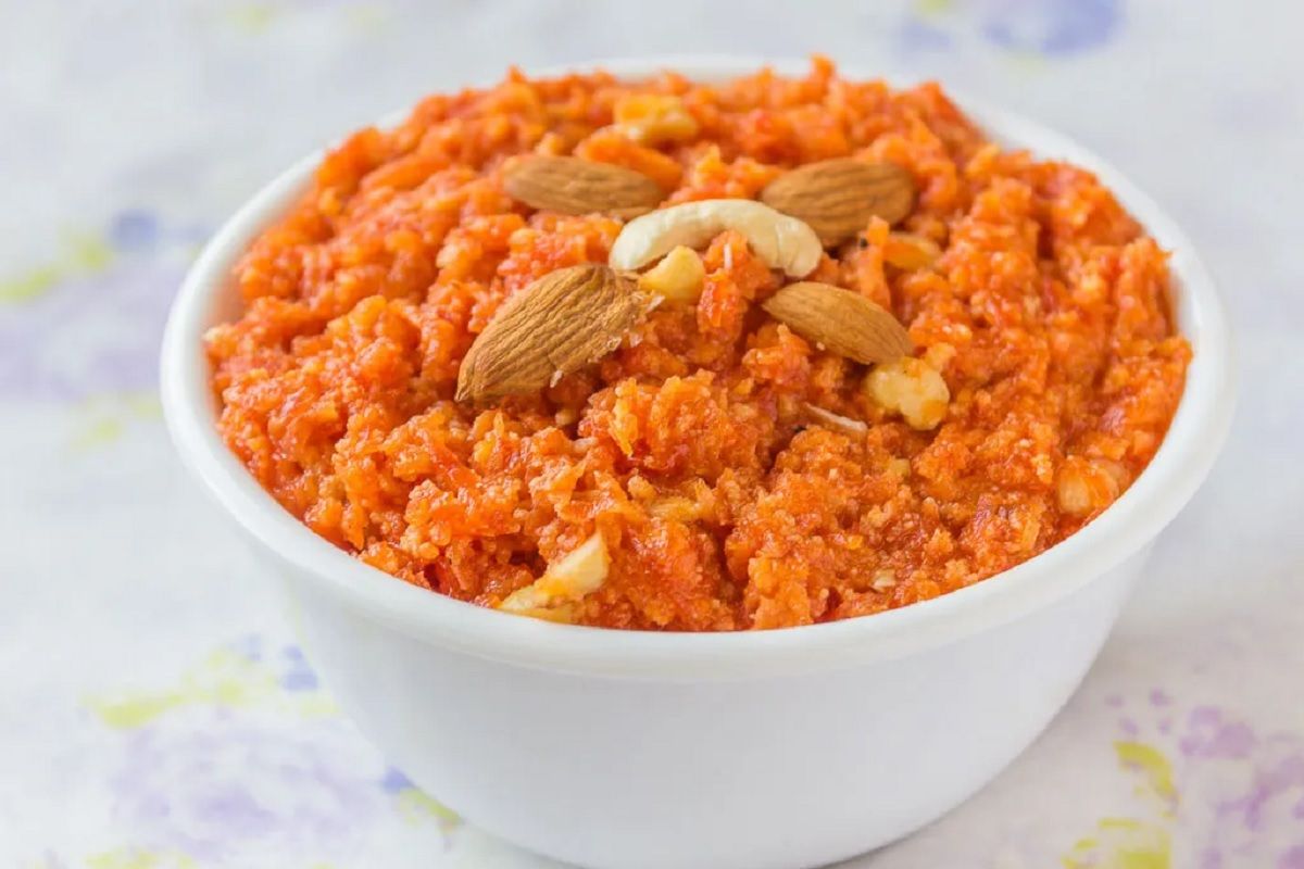 Gajar Halwa Benefits आरोग्यासाठी फायदेशीर ठरतो गाजराचा हलवा, हाडे