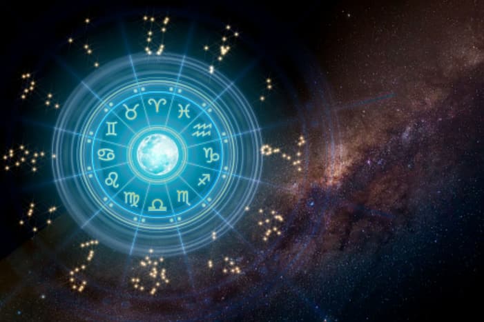 Horoscope Today, January 24, 2023: Aquarius Must Respect Their Elders, Cancerians Should Avoid Junk Food