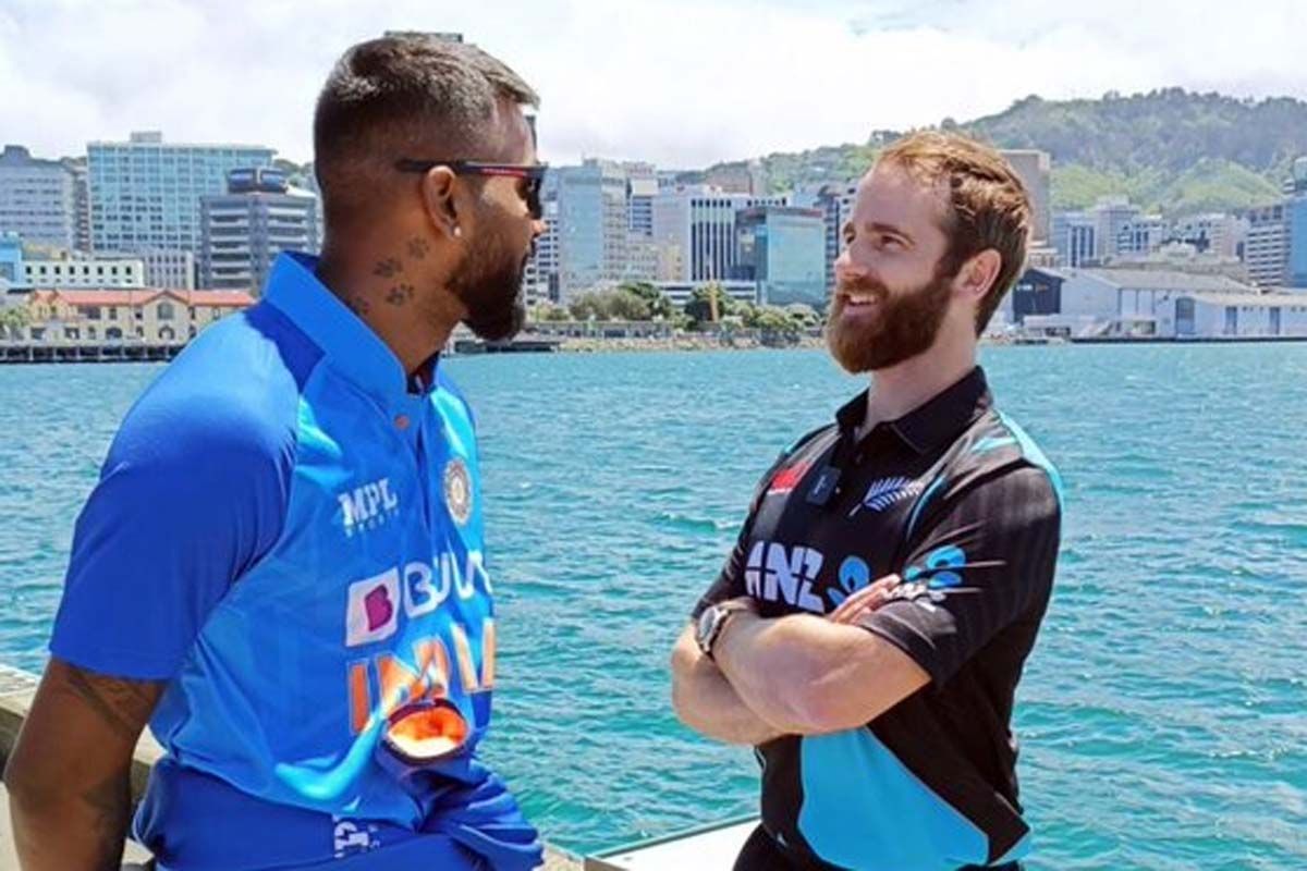 hardik with kane williamson 