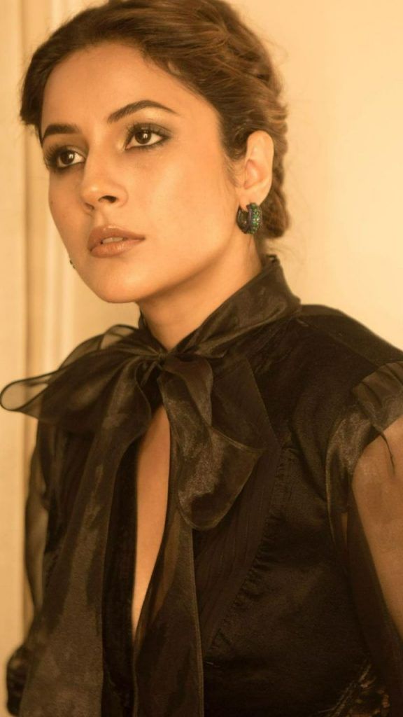 Shehnaaz Gill wears an all-black look at a movie screening on Thursday evening.
