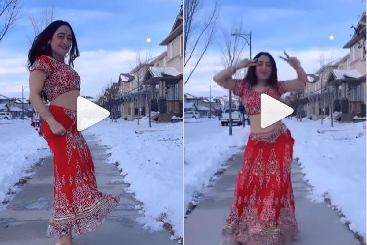 Video Of Pakistani Girl Dancing To Ang Laga De Song At A Wedding Goes Viral  WATCH