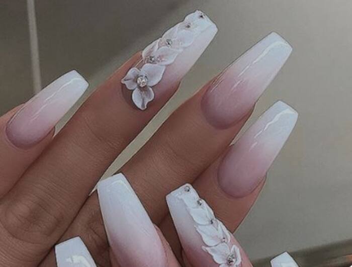 Long Nails लंबे नाखून किसका प्रतीक हैं, यहां जानें लॉन्ग नेल किसी