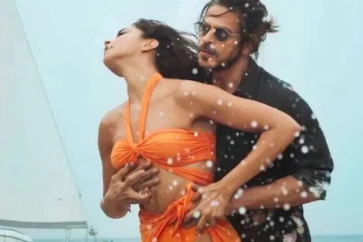 Pathaan Bangladesh Release: SRK-Deepika Padukone Starrer Spy Actioner Halted Amid Protests