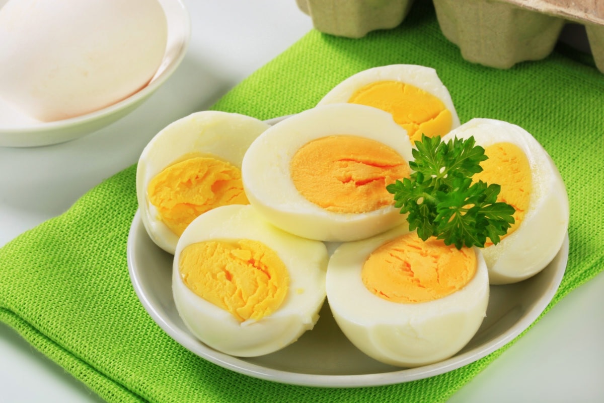 Boiled Egg Side Effects उबला अंडा खाने के फायदे तो बहुत सुने होंगे, लेकिन अब इसके नुकसान भी जान लें