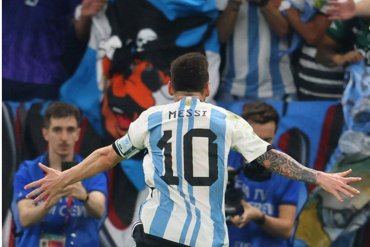 Maradona's World Cup absence 'strange' for Messi, Argentina