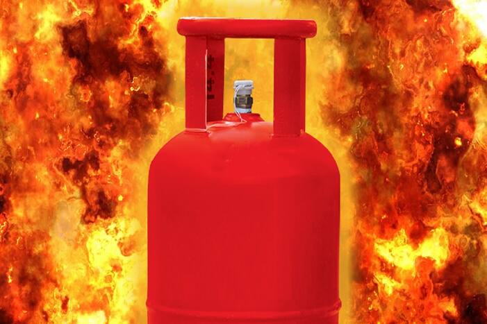 The blast is suspected of having occurred at a local gas refilling centre in the area.