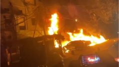 5-6 Vehicles Catch Fire Near Bara Tuti Chowk in Delhi’s Sadar Bazaar Area; Fire Tenders Rushed to Spot