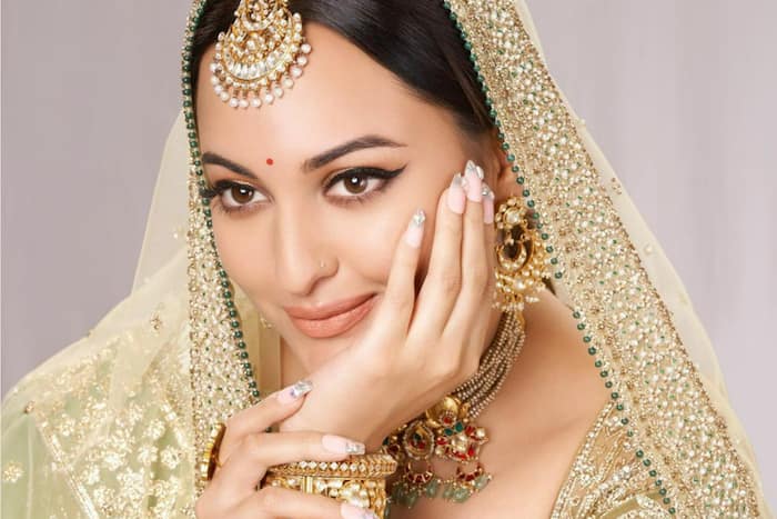 Manicure Tips For Brides: How to Prep Nails Before Wedding in Easy Steps - Shahnaz Husain Speaks!