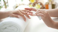 Manicure Side Effects: Here’s Why You Must STOP Getting Your Nails Done From Parlour