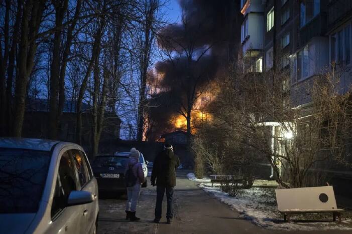 1 Dead, Several Injured As Multiple Explosions Rock Kyiv On New Year Eve