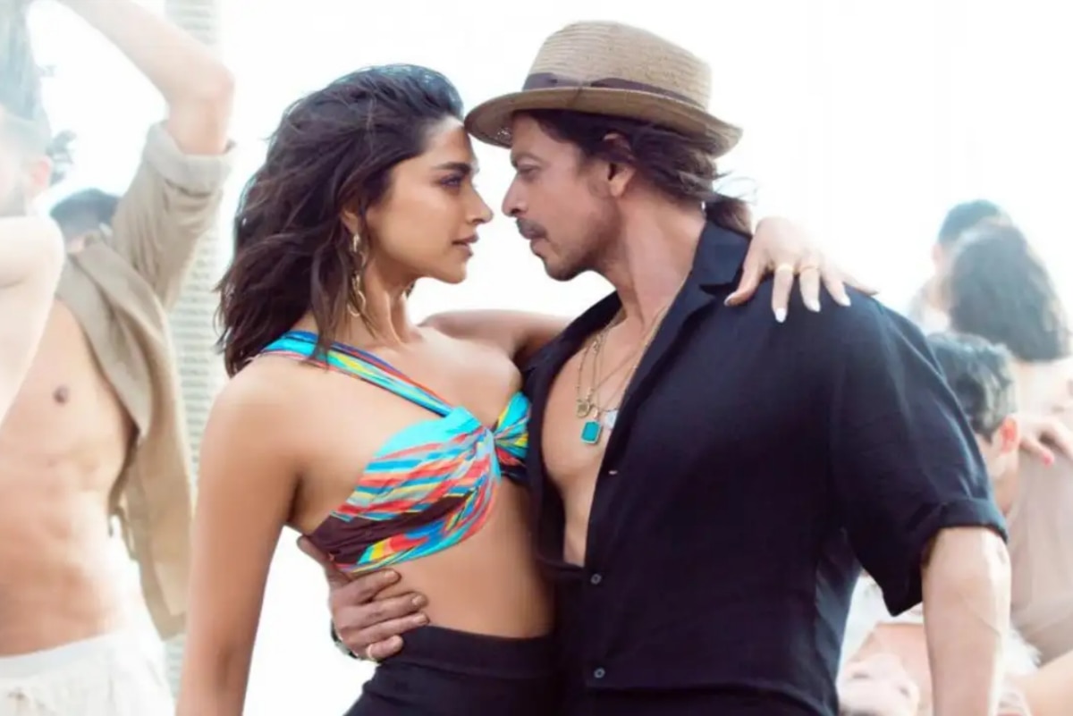 Deepika Padukone Saffron Bikini In Pathaan Song Archives Trendradars India