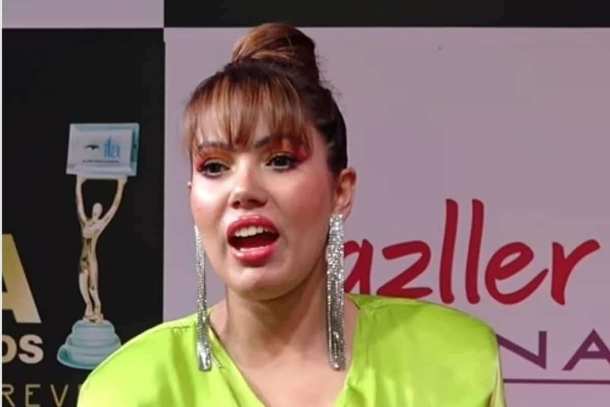 Babita Ji All Prajati Ka Xxx - Peeche Se Behuda Comments... Angry Babita Ji of TMKOC aka Munmun Dutta  Slams Paps at Event - WATCH