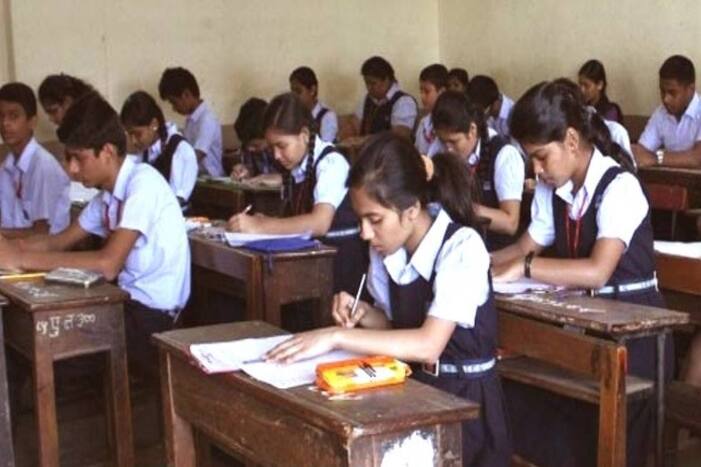 Schools in Lucknow to Remain SHUT From Jan 4-7. Read DM's Order Here