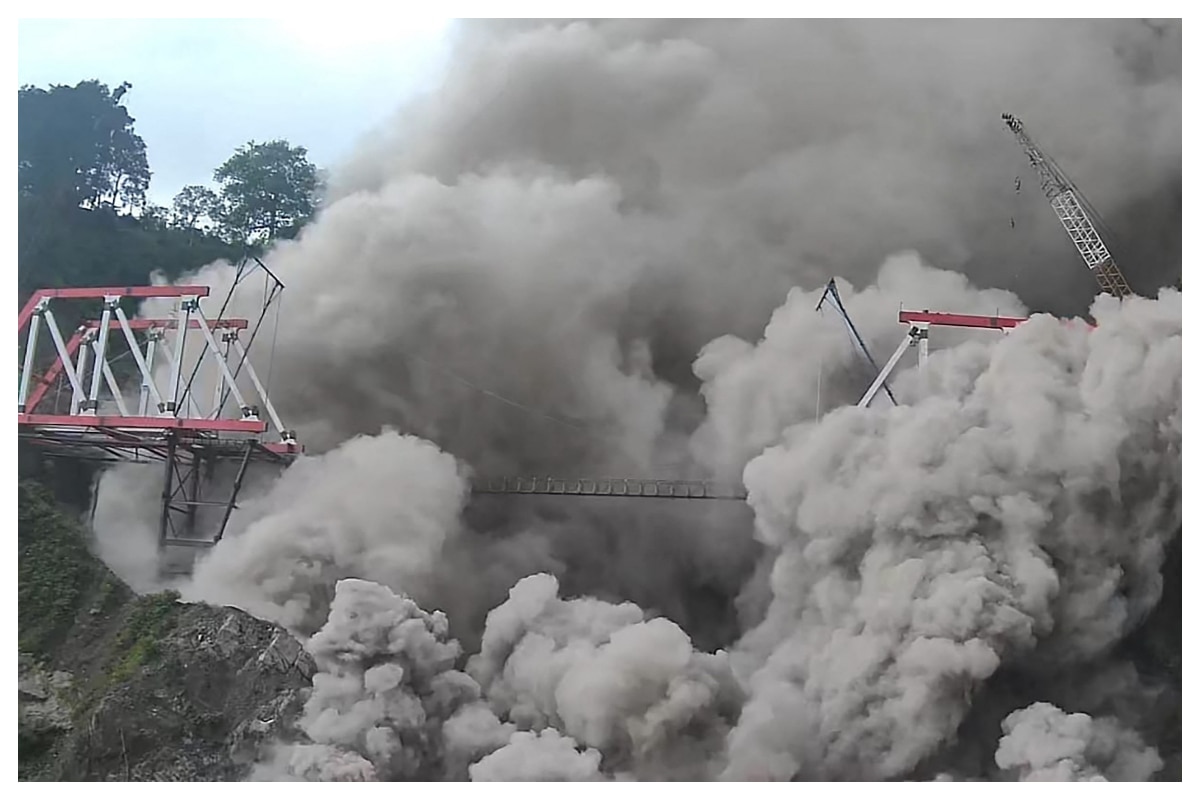 Mount Semeru, Indonesia's Tallest Volcano Erupts In Full Fury | WATCH VIDEO