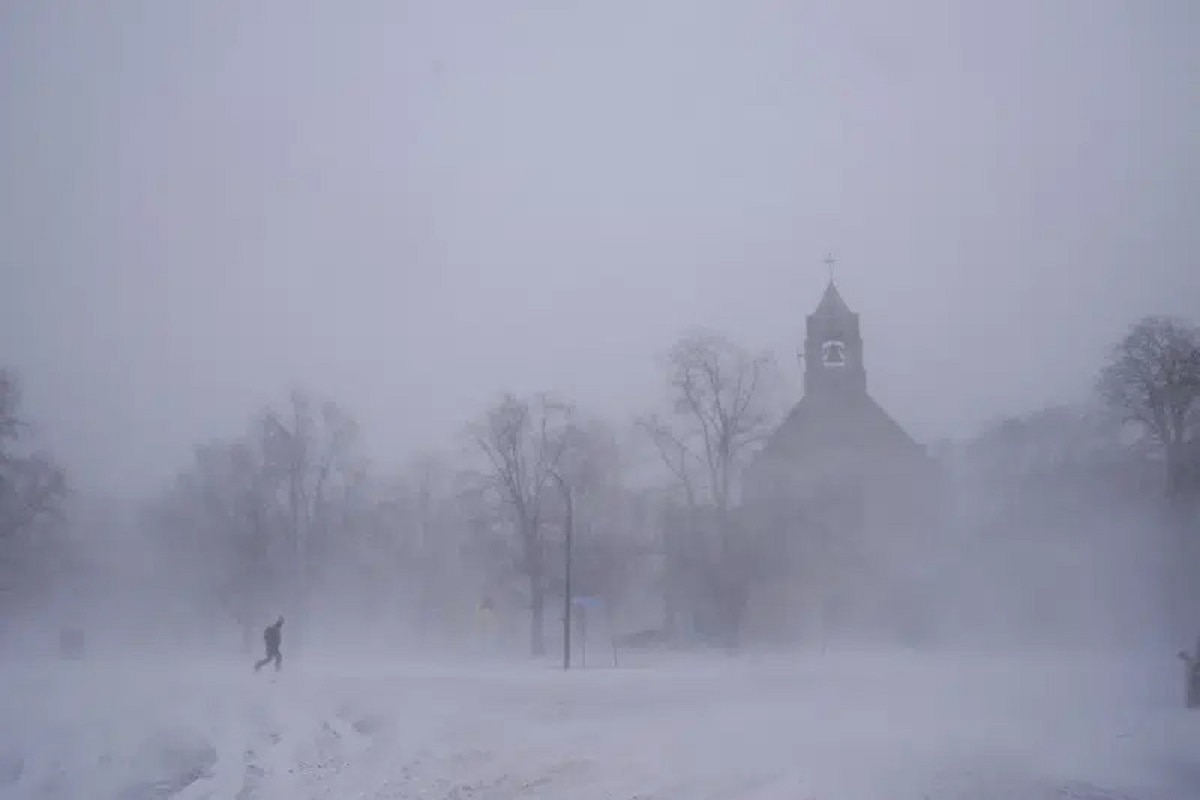 Winter storm tracker New York death toll rises as thousands remain