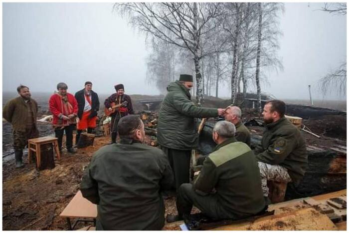 Ukraine People Say thanks to Soldier of Ukraine