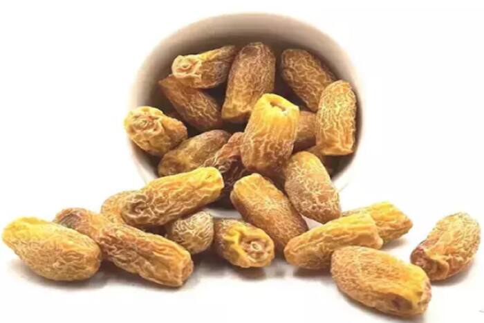 Yellow Dry Dates